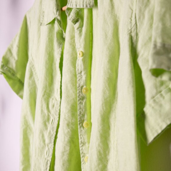 Bright Green 100% Linen Button-Up - Picture 4 of 7